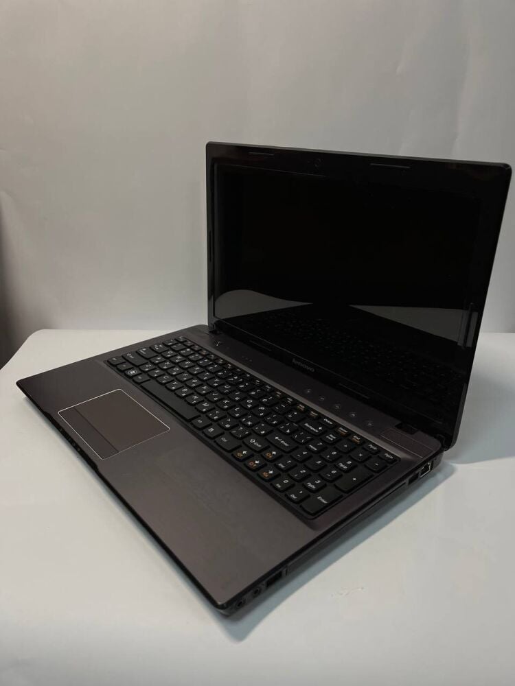 Купить Ноутбук Lenovo IdeaPad Z575 / 15.6