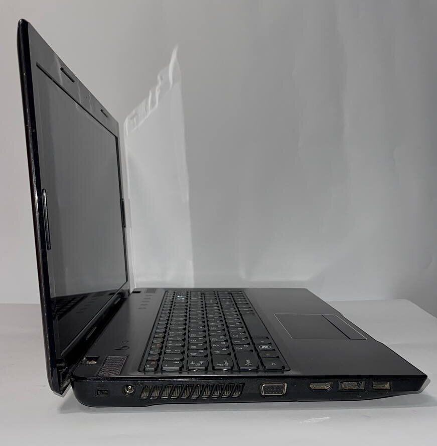 Купить Ноутбук Lenovo IdeaPad Z575 / 15.6
