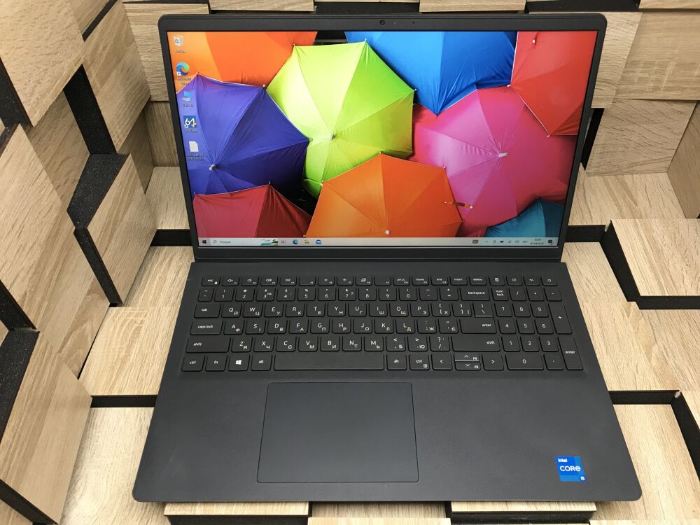 Купити ультрабук Б-клас Dell Inspiron 15 3511 / 15.6