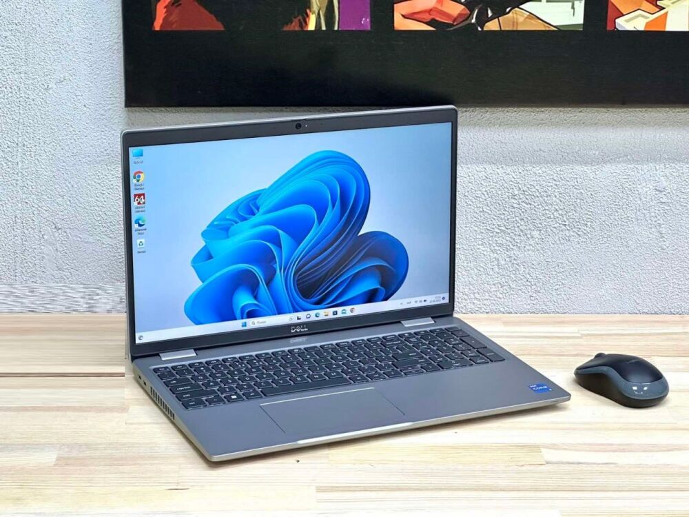 Купить ультрабук Dell Latitude 5530 / 15.6