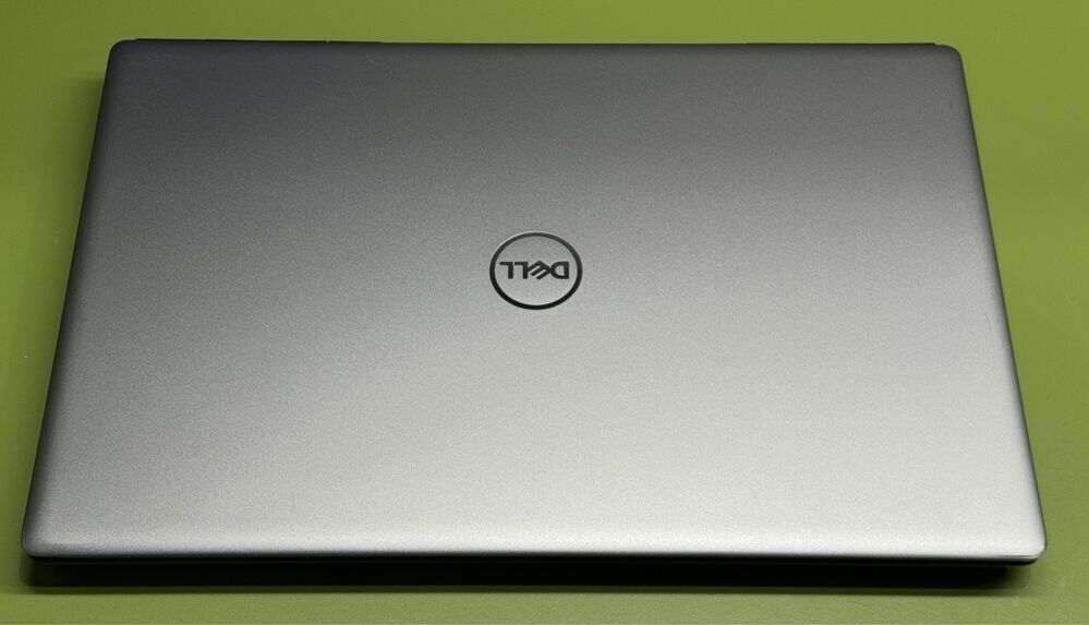 Купить мобильную рабочую станцию Dell Precision 7760 / 17.3 Купить мобильную рабочую станцию Dell Precision 7760 / 17.3