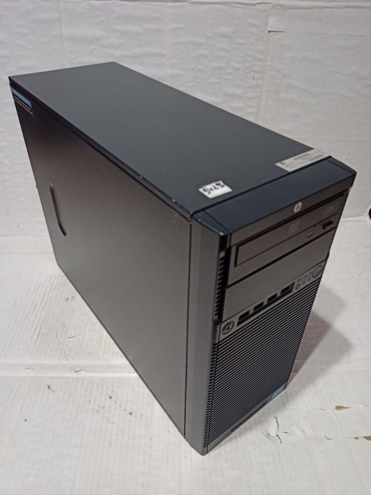 HP ProLiant ML110 G7 を買ってみた(3) 内部を見る HP ProLiant ML110 G7