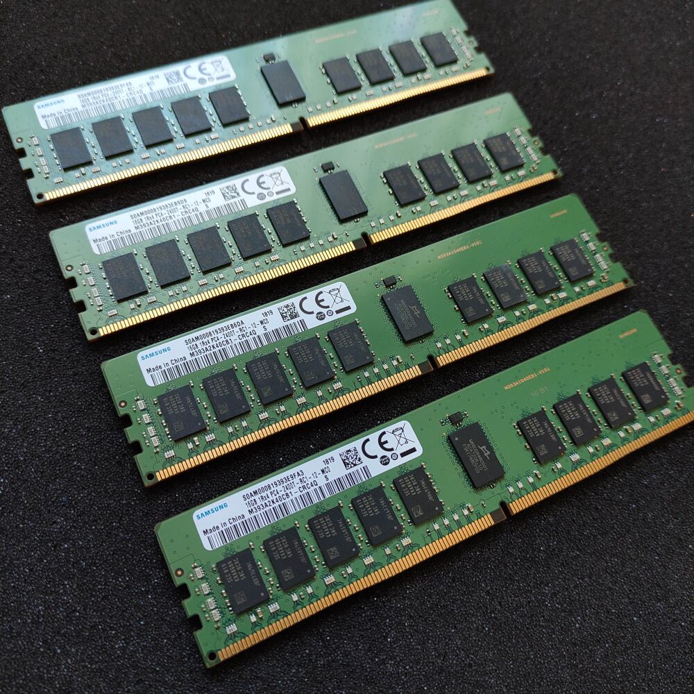 Купити комплект: Серверна оперативна пам'ять Samsung / 64 GB (4x16