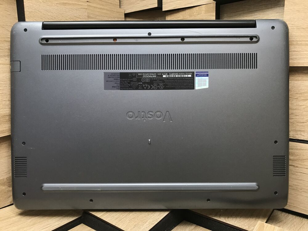 Купити Ноутбук Б-клас Dell Vostro 5581 / 15.6