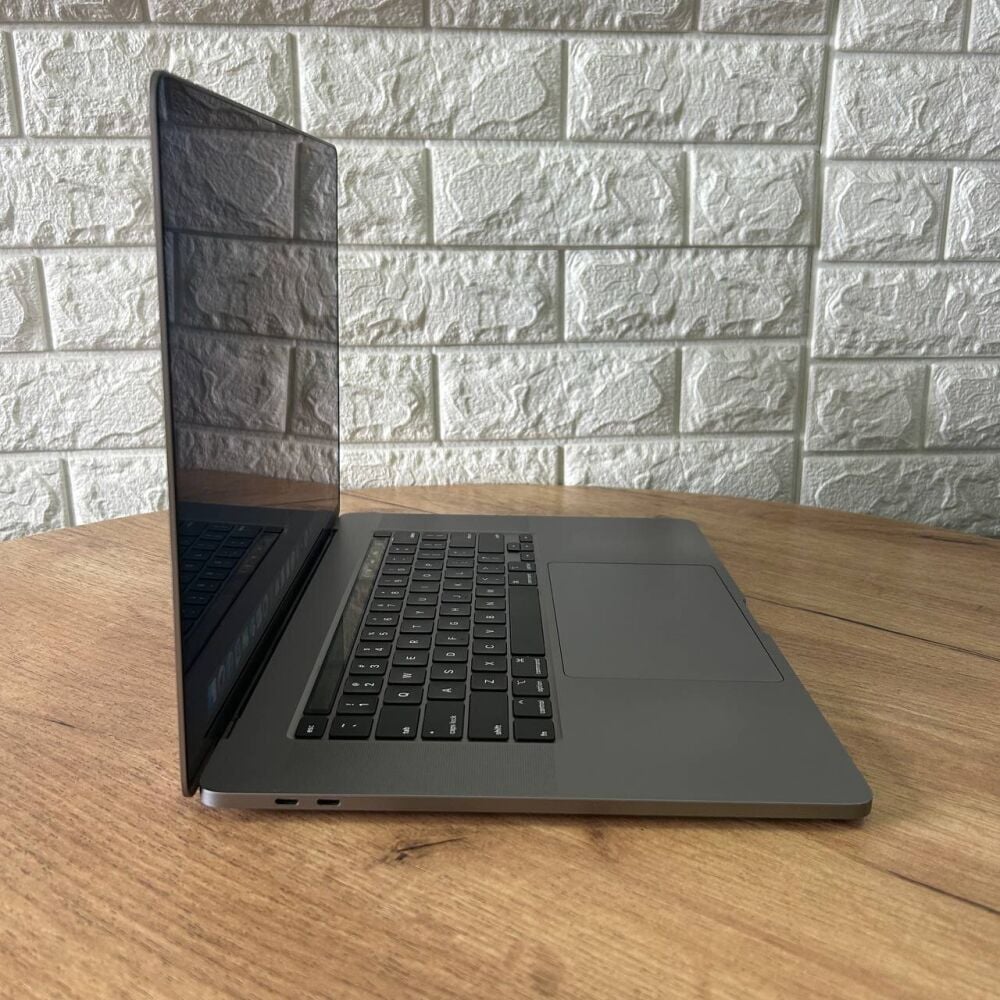 Купить ультрабук Б-класс Apple MacBook Pro 16 2019 A2141 / 16