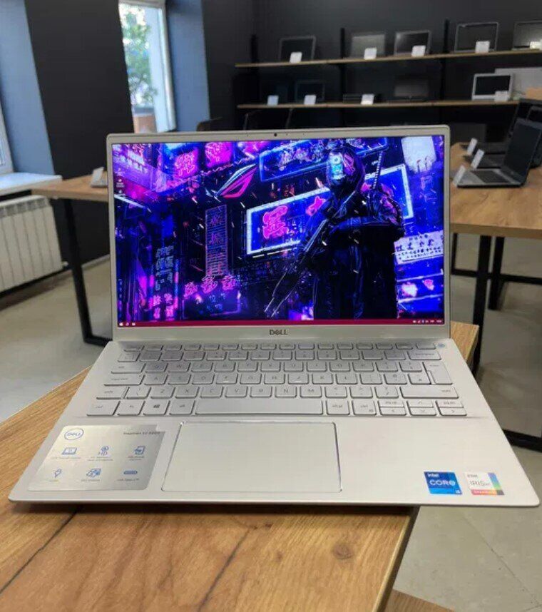Купити ультрабук Dell Inspiron 13 5000 / 13.3