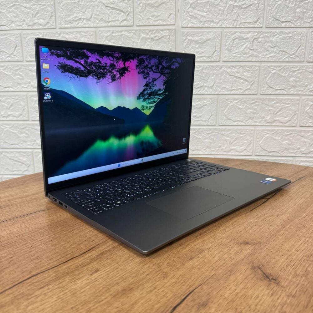 Купить ультрабук Б-класс Dell Vostro 5630 / 16
