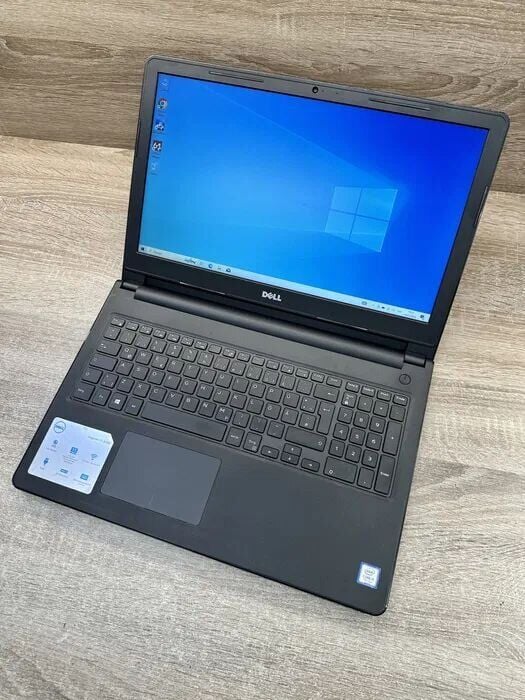 Купить ноутбук Dell Inspiron 15 3000 / 15.6