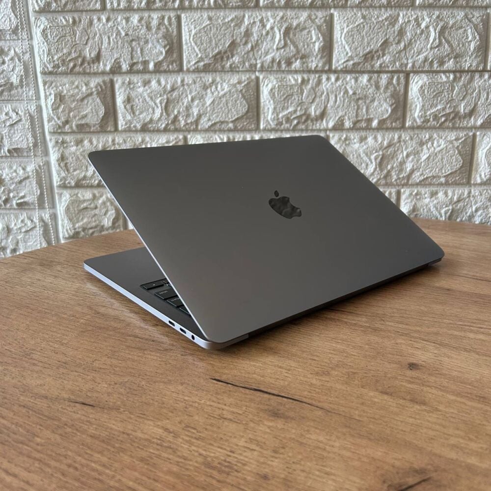 Купить ультрабук Apple MacBook Pro 13 A2251 2020 / 13.3