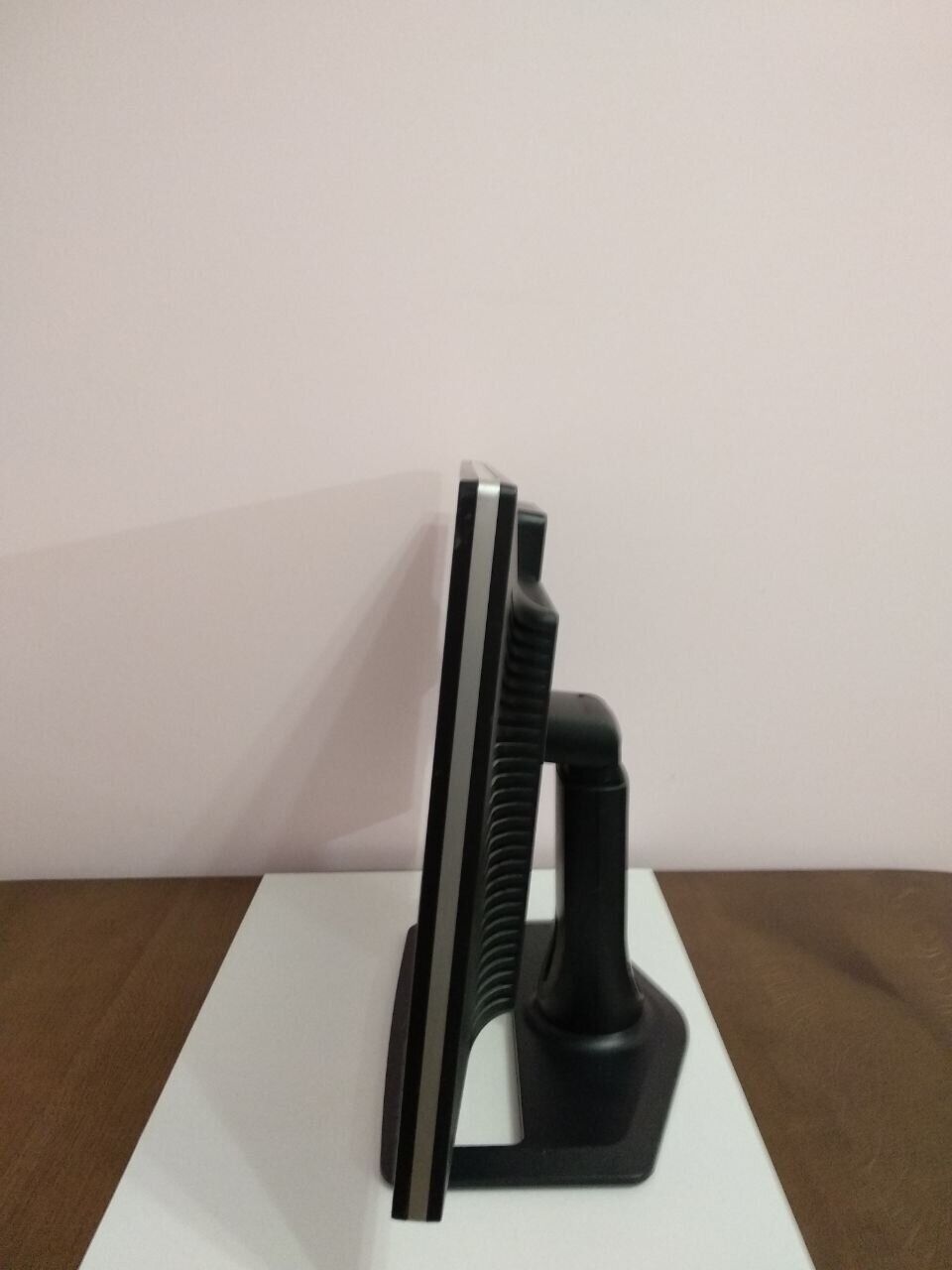 HP 24 WLED E IPS hp-24-wled-e-ips