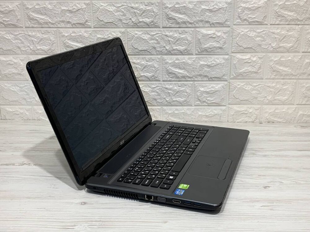 Купить игровой ноутбук Acer Aspire E1-771G 17.3