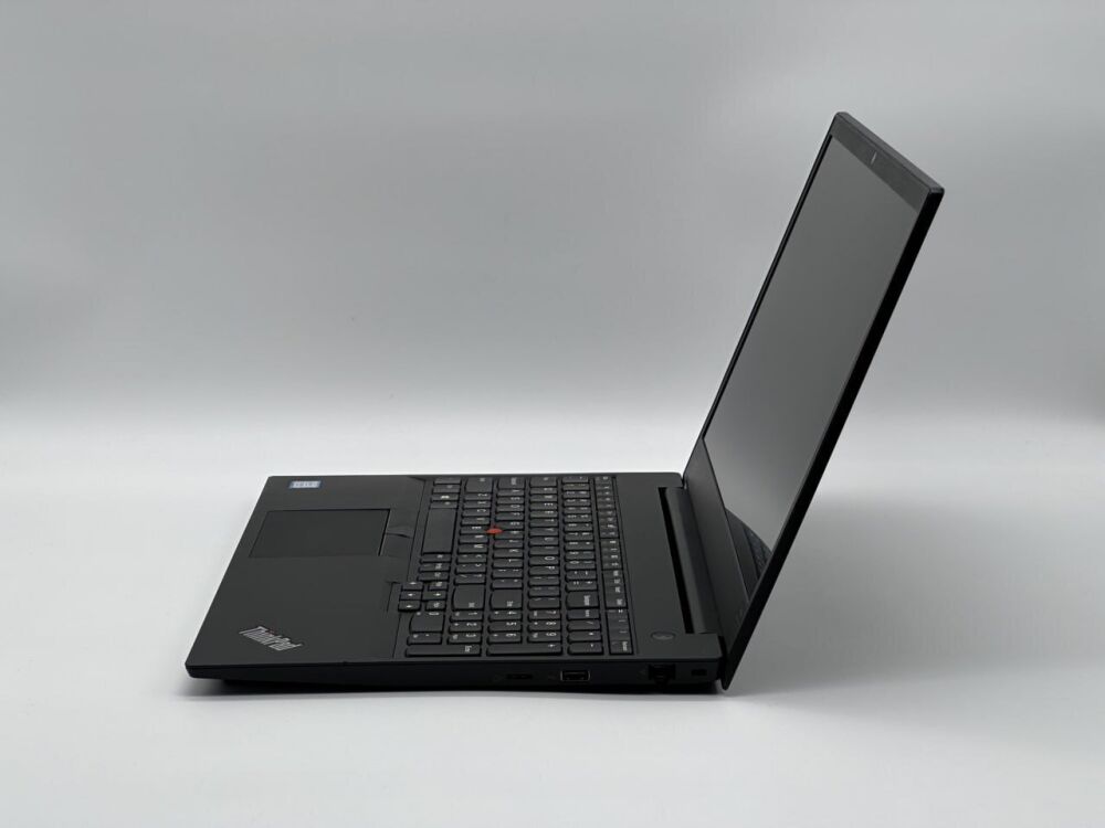 Купить ноутбук Lenovo ThinkPad E590 / 15.6