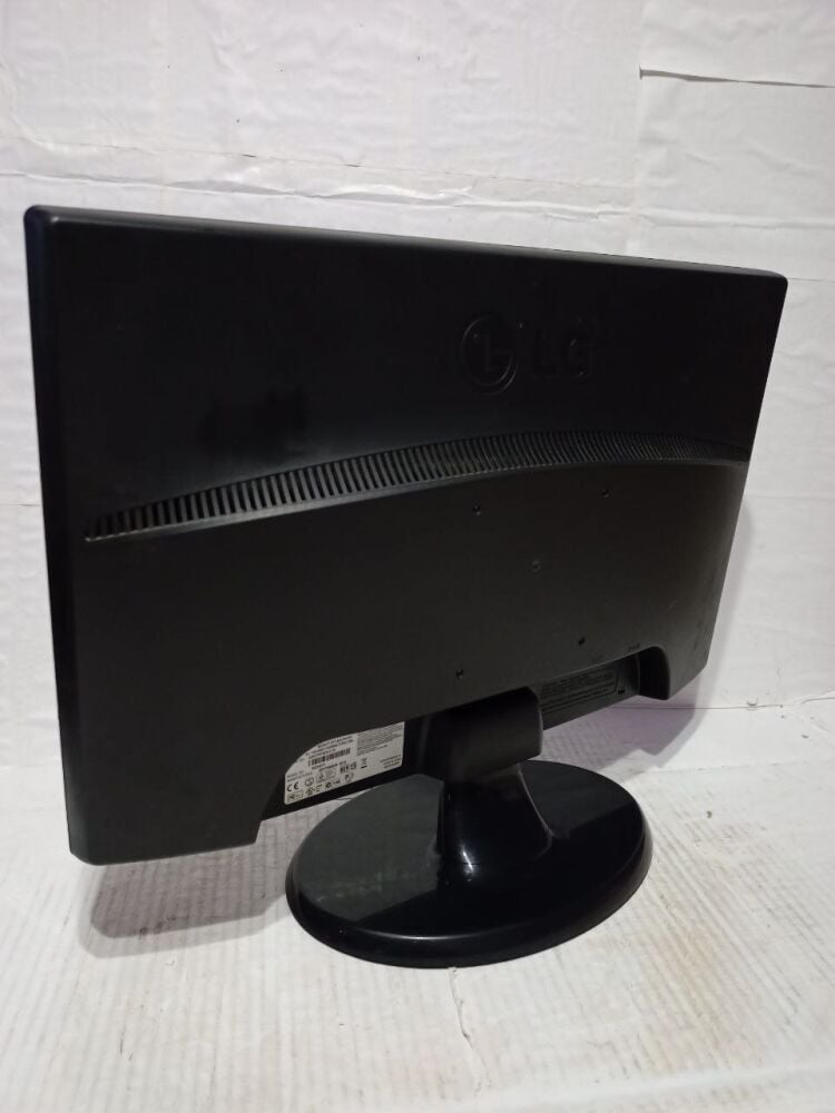 Купить монитор Б-класс LG Electronics W2243T-PF / 22
