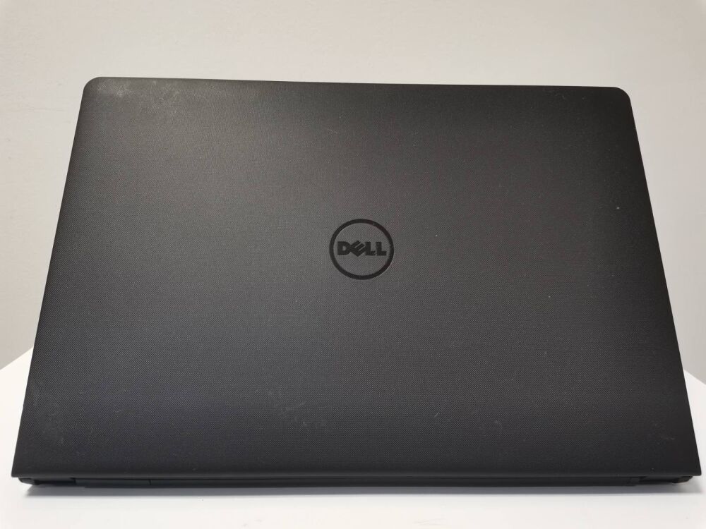 Купити Ноутбук Dell Inspiron 15 3000 / 15.6