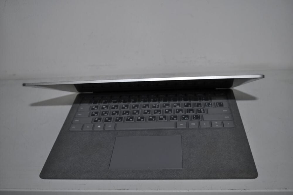 Купить ультрабук Б-класс Microsoft Surface Laptop (Model 1769