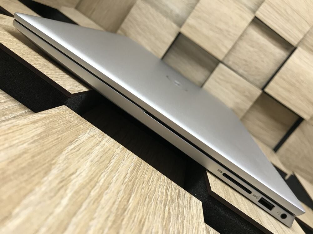Купити Ноутбук Б-клас Dell Inspiron 16 5620 / 16