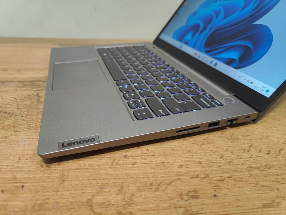 Lenovo thinkbook 14 G2 itl core i5ジャンク ノートパソコン 【ジャンク品】Lenovo ThinkBook 14 G2 ITL Core i5
