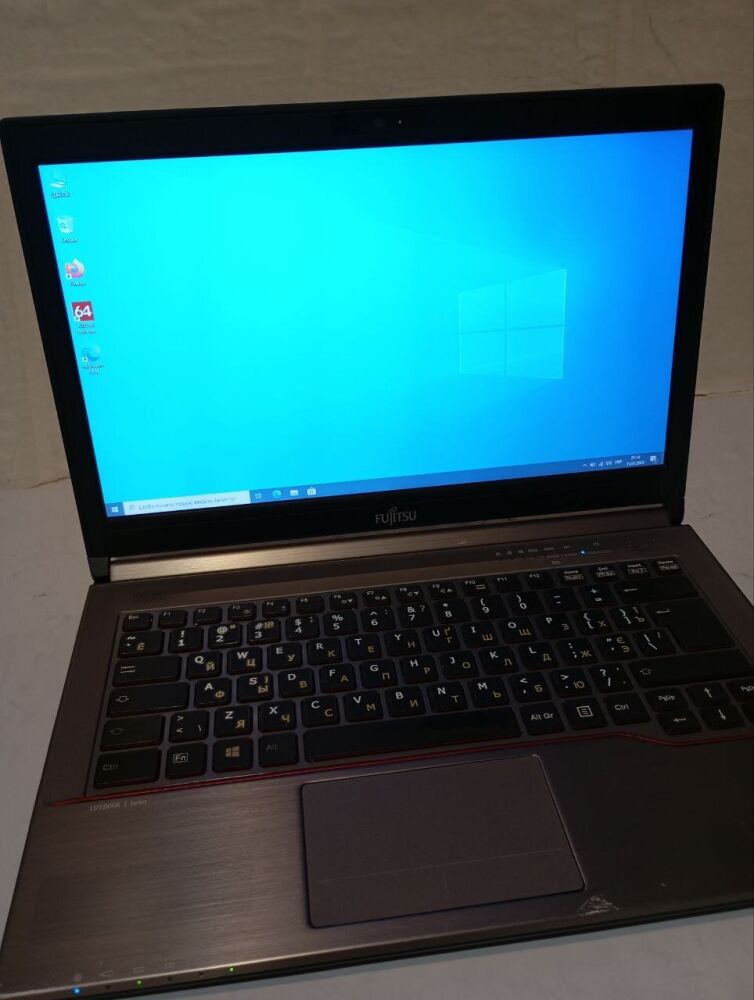 Купить ноутбук Б-класс Fujitsu LifeBook E744 / 14