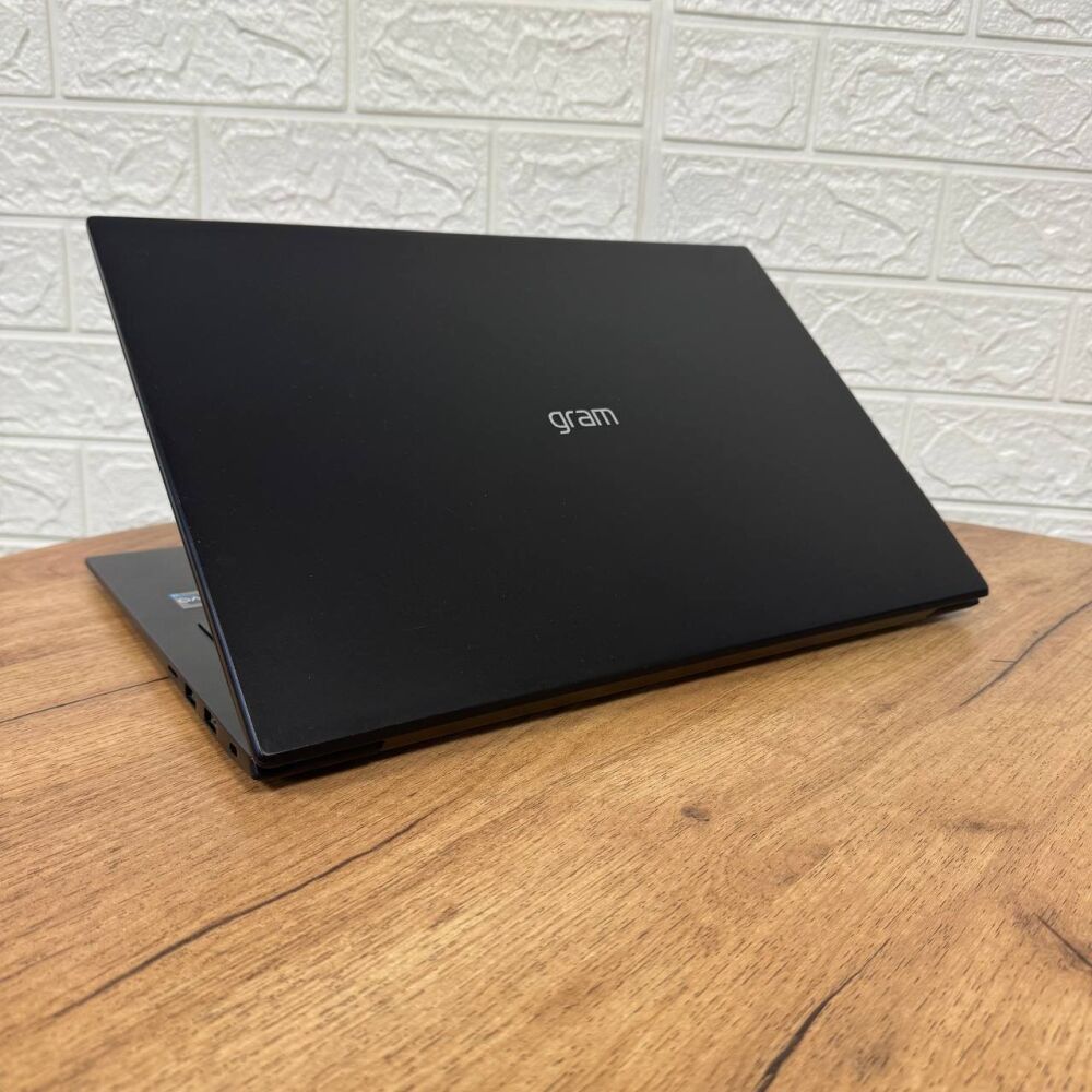 Купить ультрабук Б-класс LG Gram 17 17Z90Q / 17