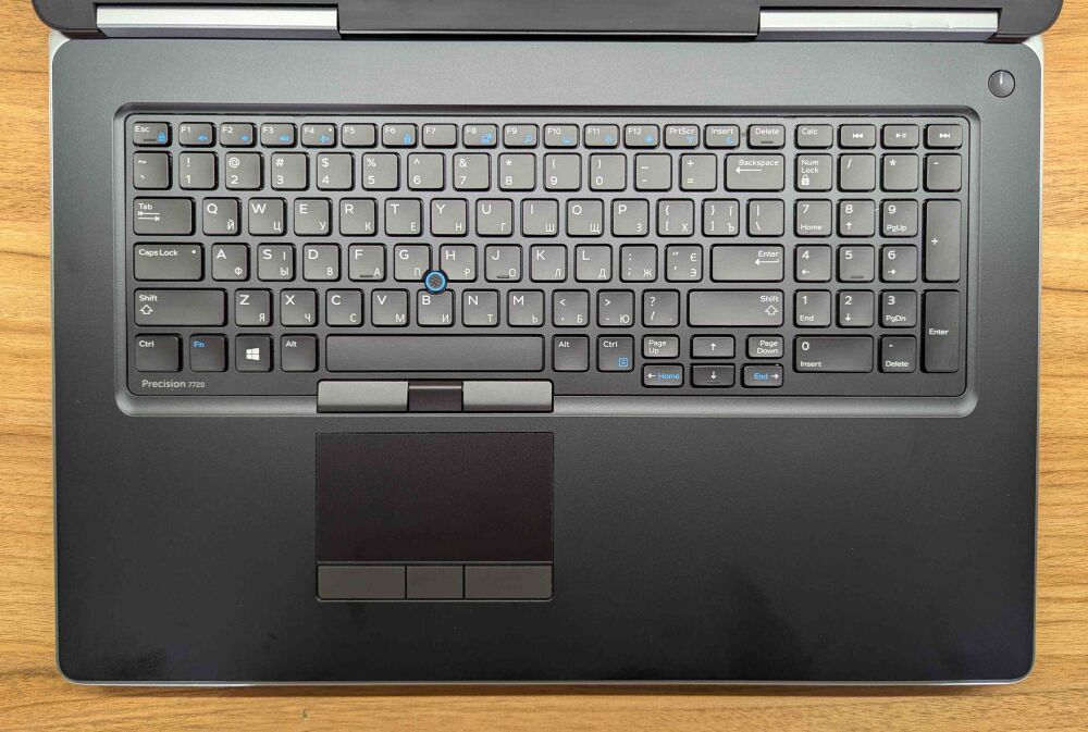 Купить мобильную рабочую станцию Dell Precision 7720 / 17.3