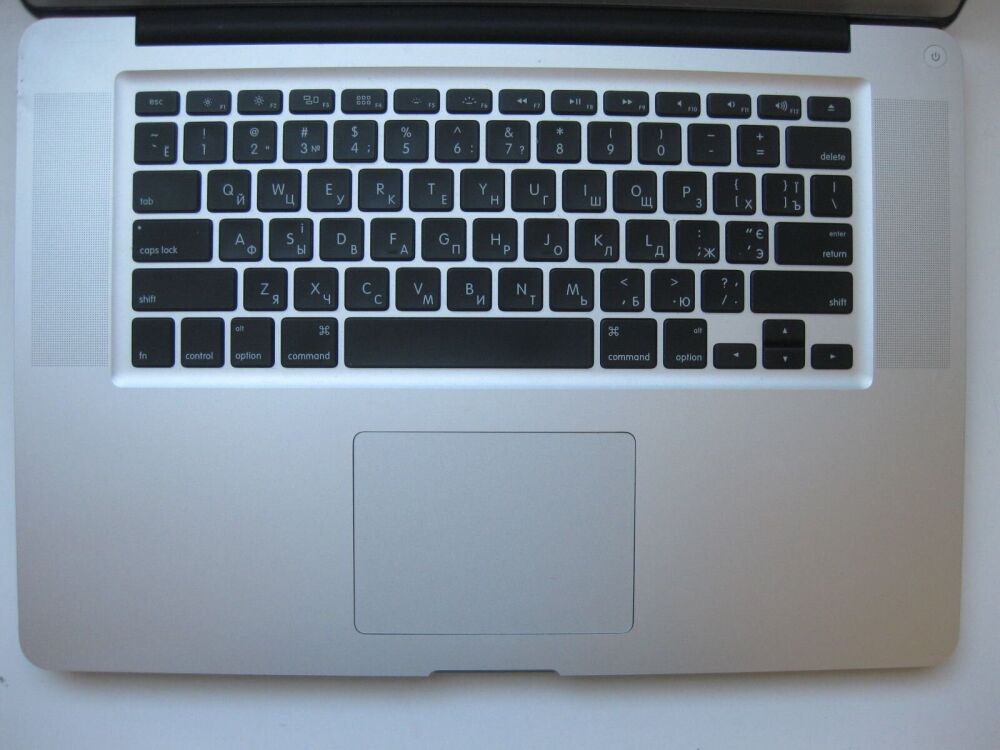 MacBook本体 Macbookpro i7 A1286 Купить ноутбук Apple MacBook Pro A1286 / 15.4