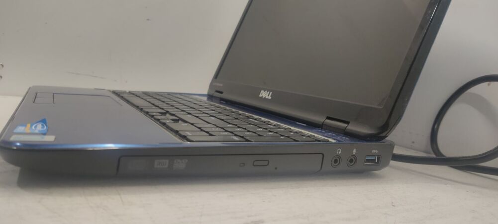 Купить ноутбук Dell Inspiron N5110 / 15.6
