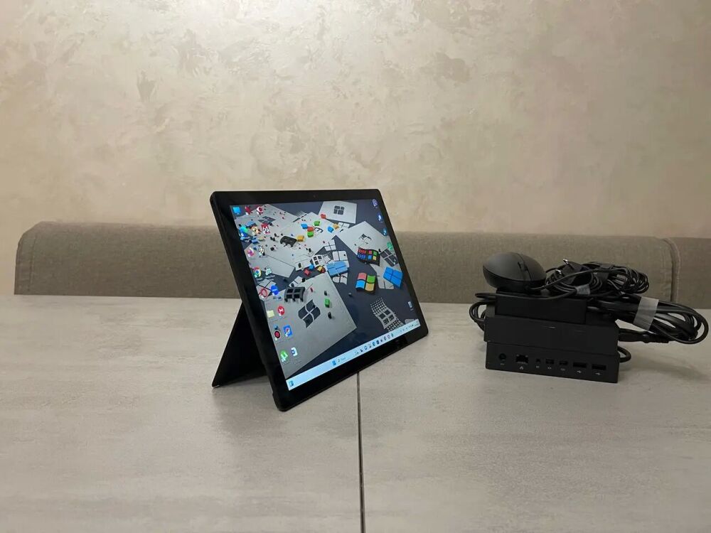 Купить Планшет Microsoft Surface Pro 7 1866 / 12.3
