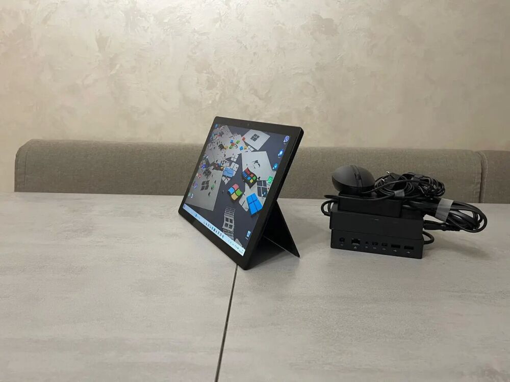Купить Планшет Microsoft Surface Pro 7 1866 / 12.3