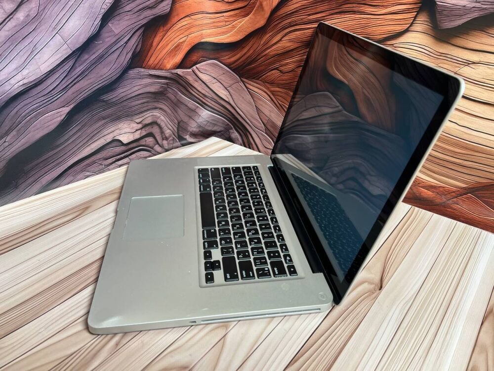 Купить ноутбук Б-класс Apple MacBook Pro 15 A1286 2012 / 15.4