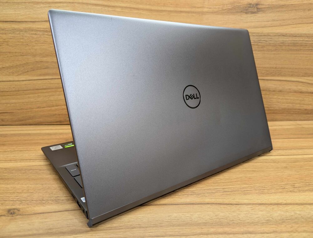 Купить игровой ноутбук Dell Vostro 7500 / 15.6
