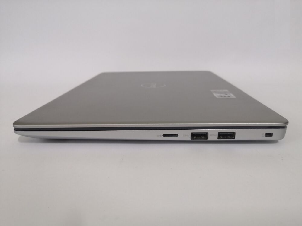 Купить ноутбук Dell Vostro 13 5370 / 13.3