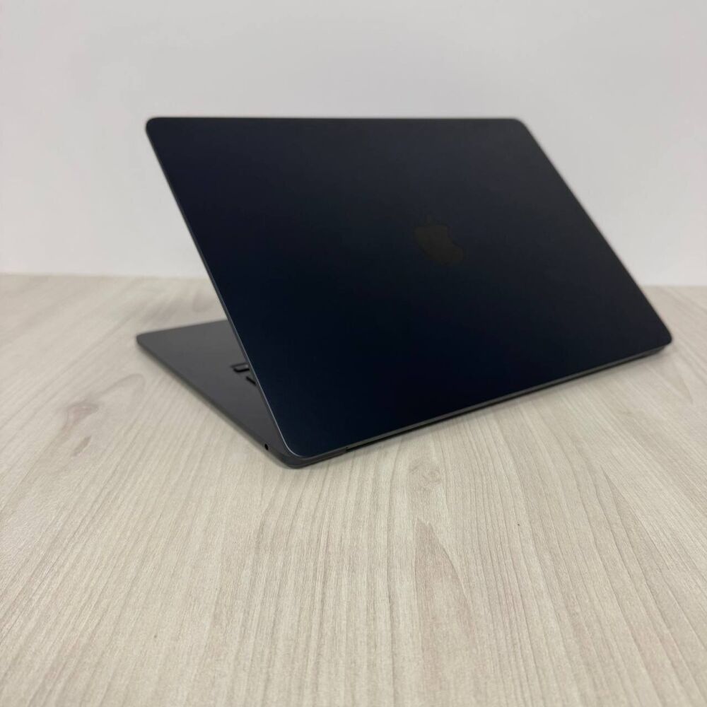 Купити ультрабук Apple MacBook Air 15 M4 A3241 2025 / 15.3