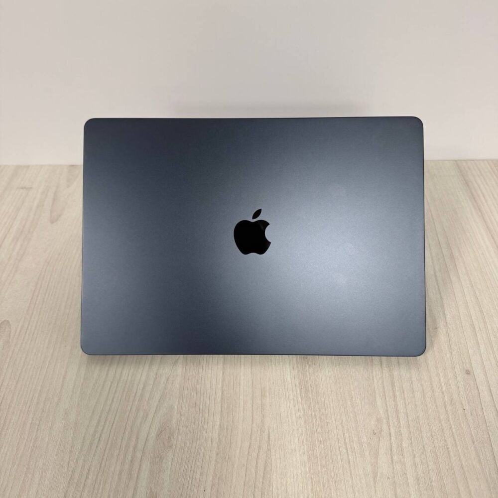 Купить ультрабук Apple MacBook Air 15 M4 A3241 2025 / 15.3