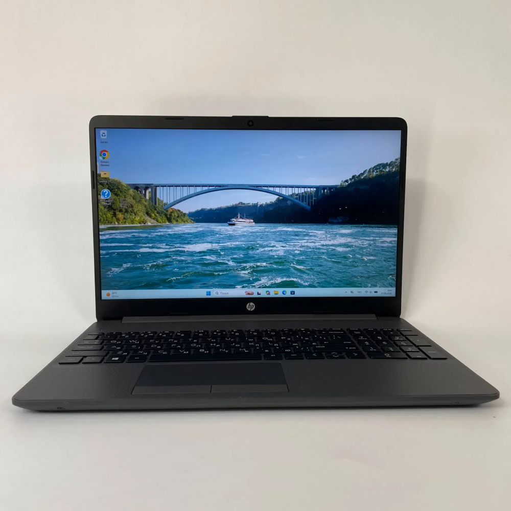 Купити ноутбук HP 255 G8 / 15.6
