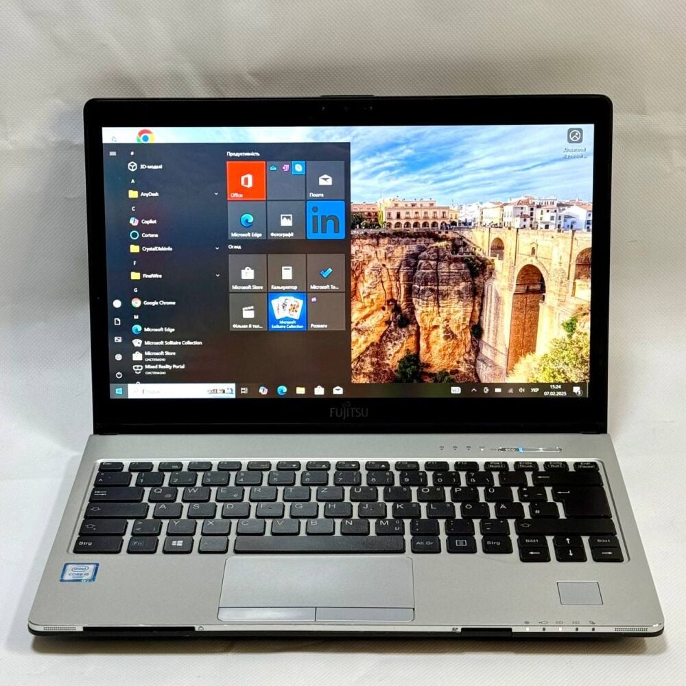 Купить ультрабук Fujitsu LifeBook S936 / 13.3