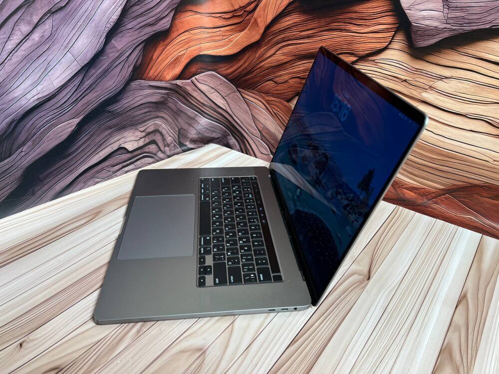 Купить ультрабук Apple MacBook Pro 16 2019 A2141 / 16
