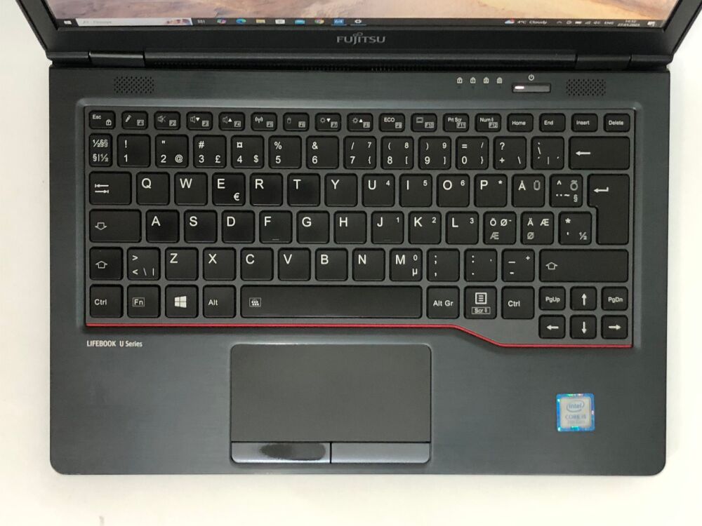 Купити нетбук Б-клас Fujitsu LifeBook U727 / 12.5