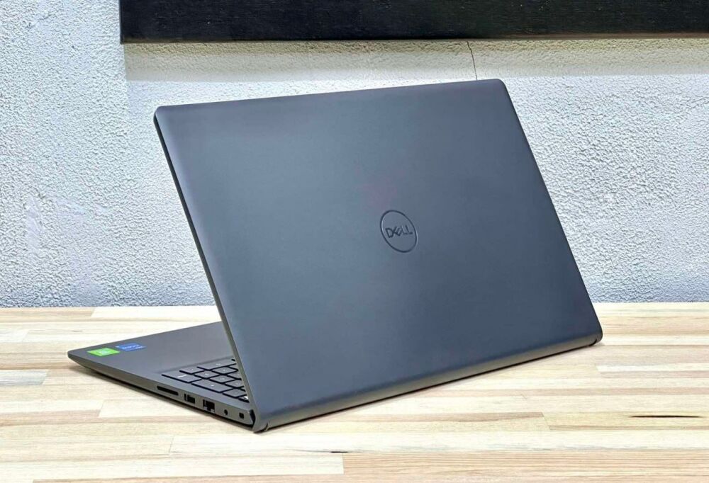 Купить игровой ноутбук Dell Vostro 15 3510 / 15.6