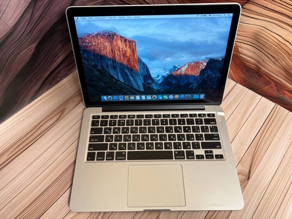MacBook本体 Apple MacBook Pro Core i5 A1502 Купить ультрабук Б-класс Apple MacBook Pro 13 A1502 / 13.3