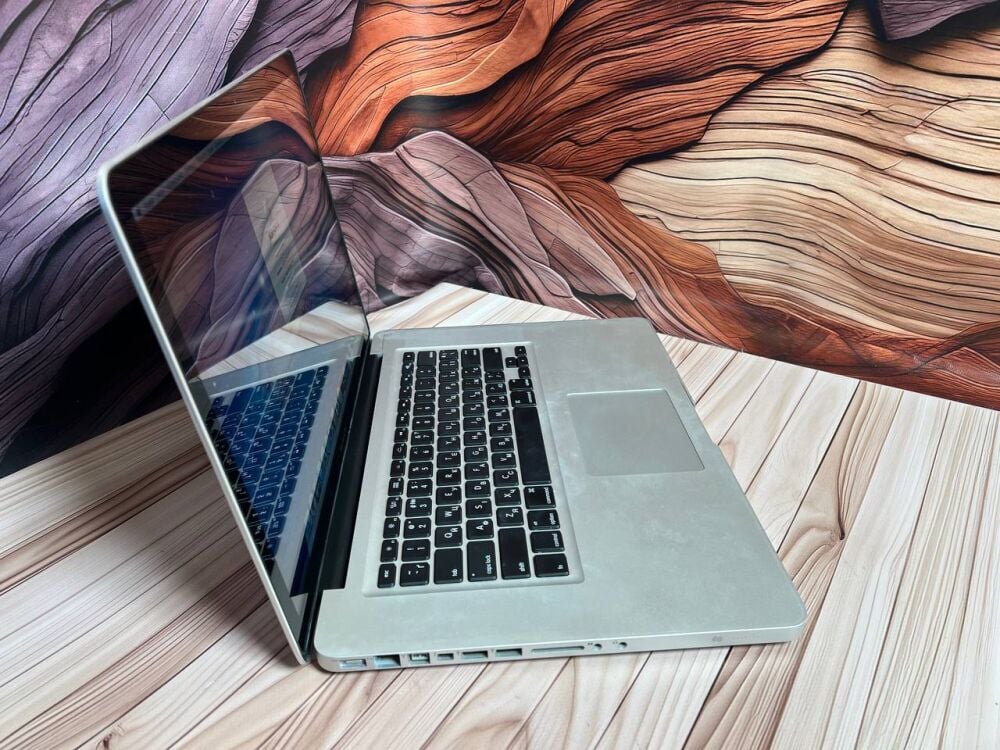 Купить ноутбук Б-класс Apple MacBook Pro 15 A1286 2012 / 15.4