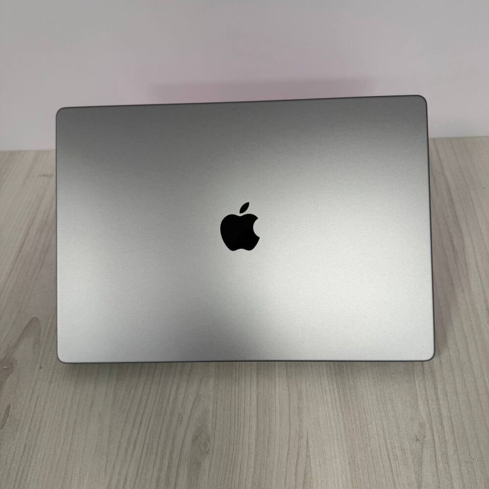 新年セールMacBookPro 16インチ M1 16/500GB 16core Купить ультрабук Apple MacBook Pro 16 2021 A2485 / 16.2