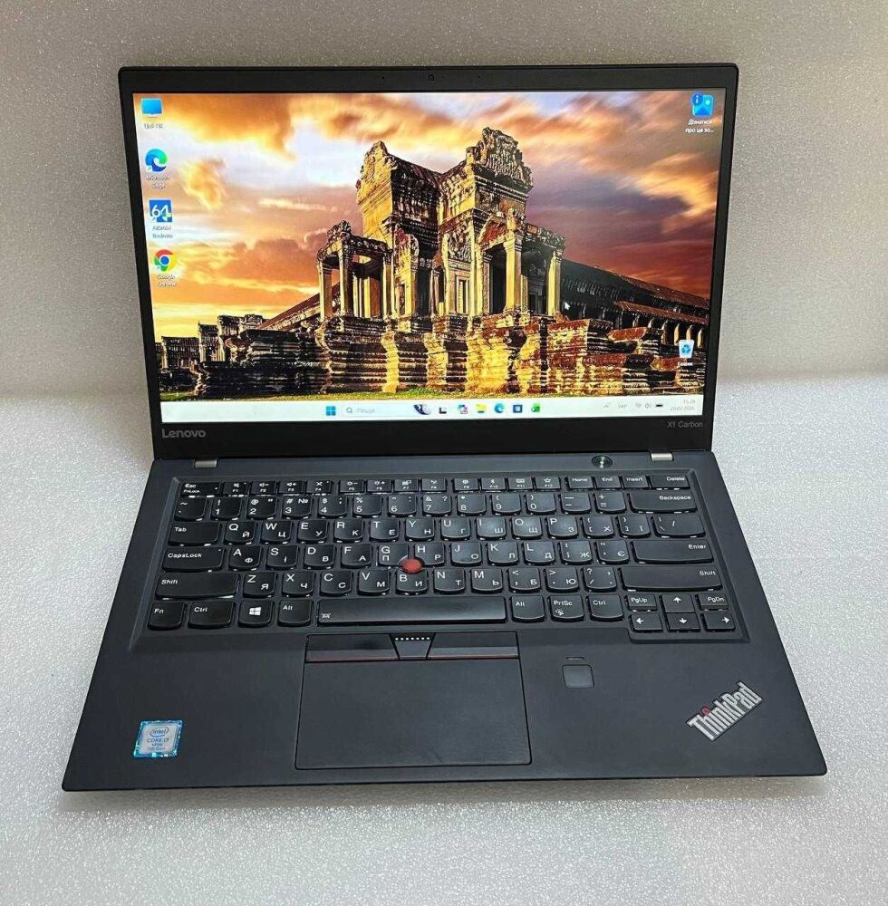 Купить ультрабук Lenovo ThinkPad X1 Carbon (5th Gen) / 14