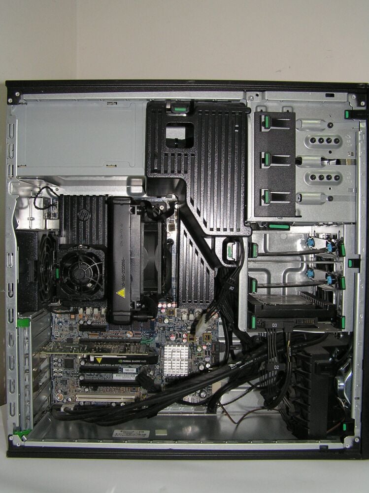 HP Z420 サーバー Intel Xeon E5-1620　32gb PC】 Б/У Сервер WORKSTATION HP Z420 6xCORE XEON E5-1650 3.2Ghz 8GB