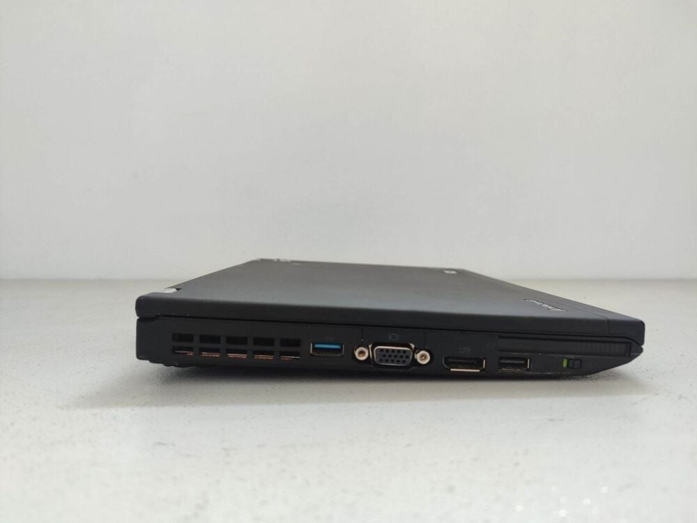 n*n様 Lenovo ThinkPad X220 SSD512GB MEM8G Lenovo ThinkPad X220 - купить ноутбук: цены, отзывы