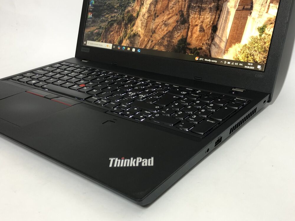 Купить ноутбук Б-класс Lenovo ThinkPad L580 / 15.6