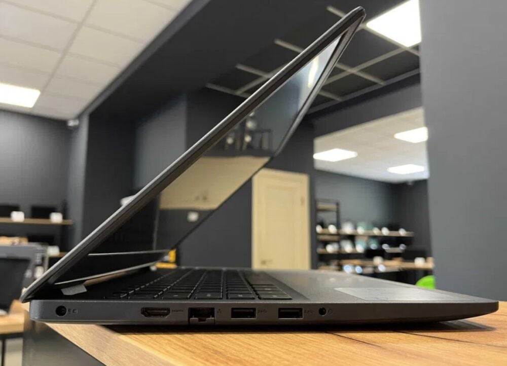Купити ноутбук Dell Inspiron 3501 / 15.6