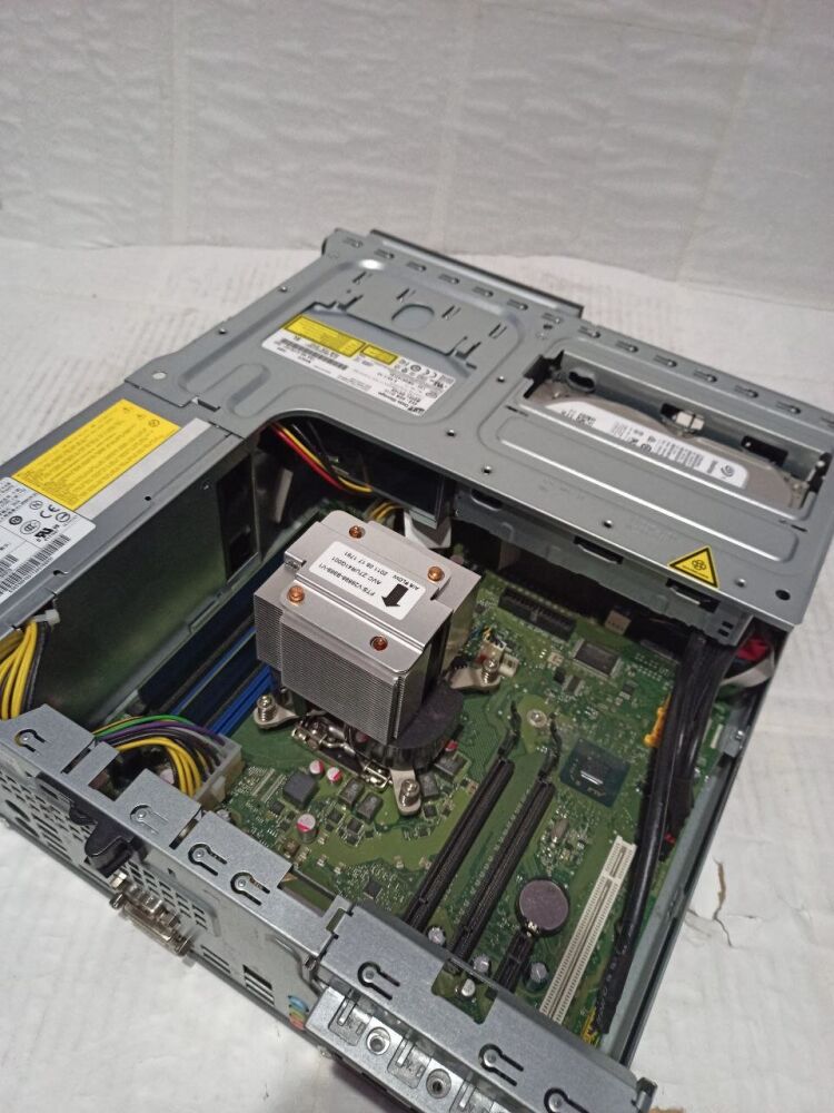 Купить ПК Fujitsu Esprimo E700 E85+ SFF / Intel Core i3-2100 (2 (4