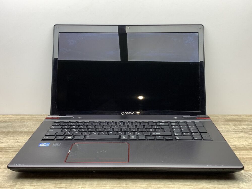 Купить ноутбук Б-класс Toshiba Qosmio X870-140 / 17.3