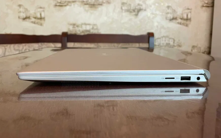 Купить ультрабук Dell Inspiron 5505 15.6