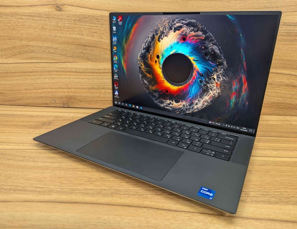 Купить мобильную рабочую станцию Dell Precision 5560 / 15.6